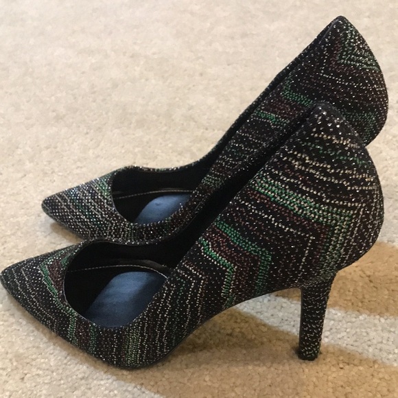 Charles By Charles David Sweetness Pointed Pump w/Fabric & Bonded Leather Sole-8 - Picture 5 of 10